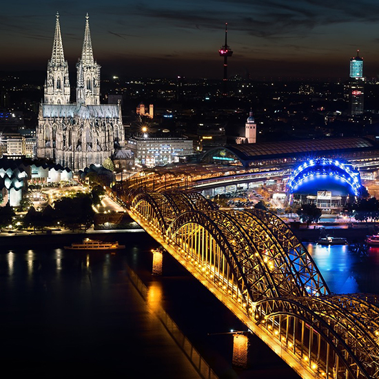 Cathedrale de Paris la nuit